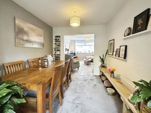 Dining Room- click for photo gallery